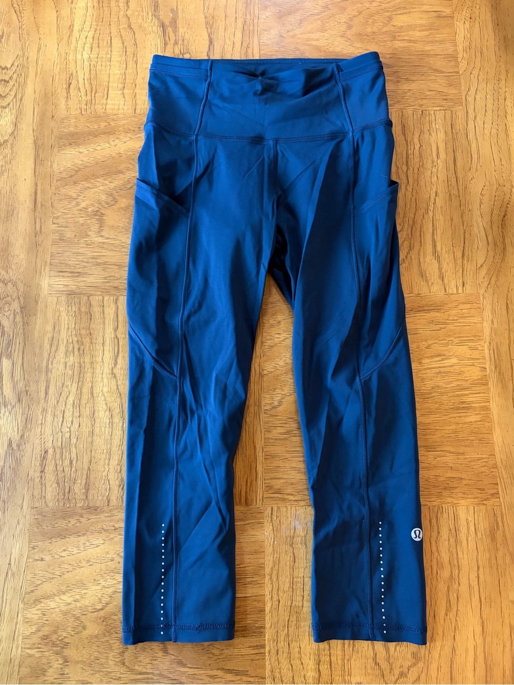 Lululemon Navy Fast & Free Crop II Nulux 19" leggings